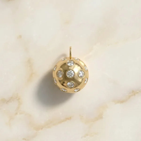 The Ace — yellow gold, view 4